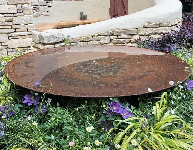 Water bowl Collecting rainwater