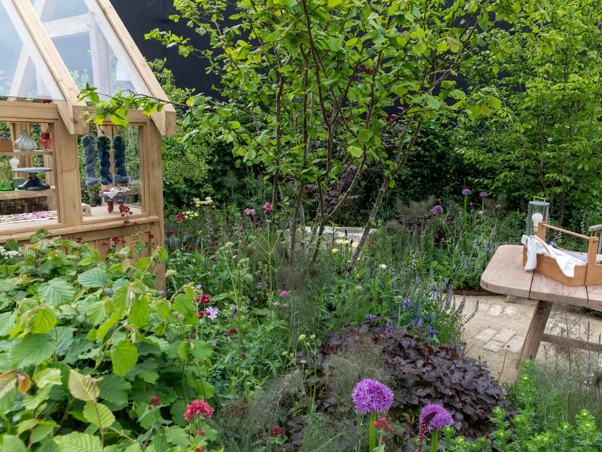 Cleary Gottlieb: Time for Creativity. Designed by Christina Cobb. All About Plants. RHS Chelsea Flower Show 2026. Site no. 123 Cleary Gottlieb: Time for Creativity. Designed by Christina Cobb. All About Plants. RHS Chelsea Flower Show 2026. © RHS / Sarah Cuttle
