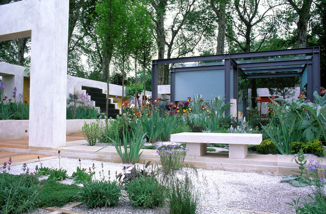 Christopher Bradley-Hole's 1997 Chelsea Flower Show garden