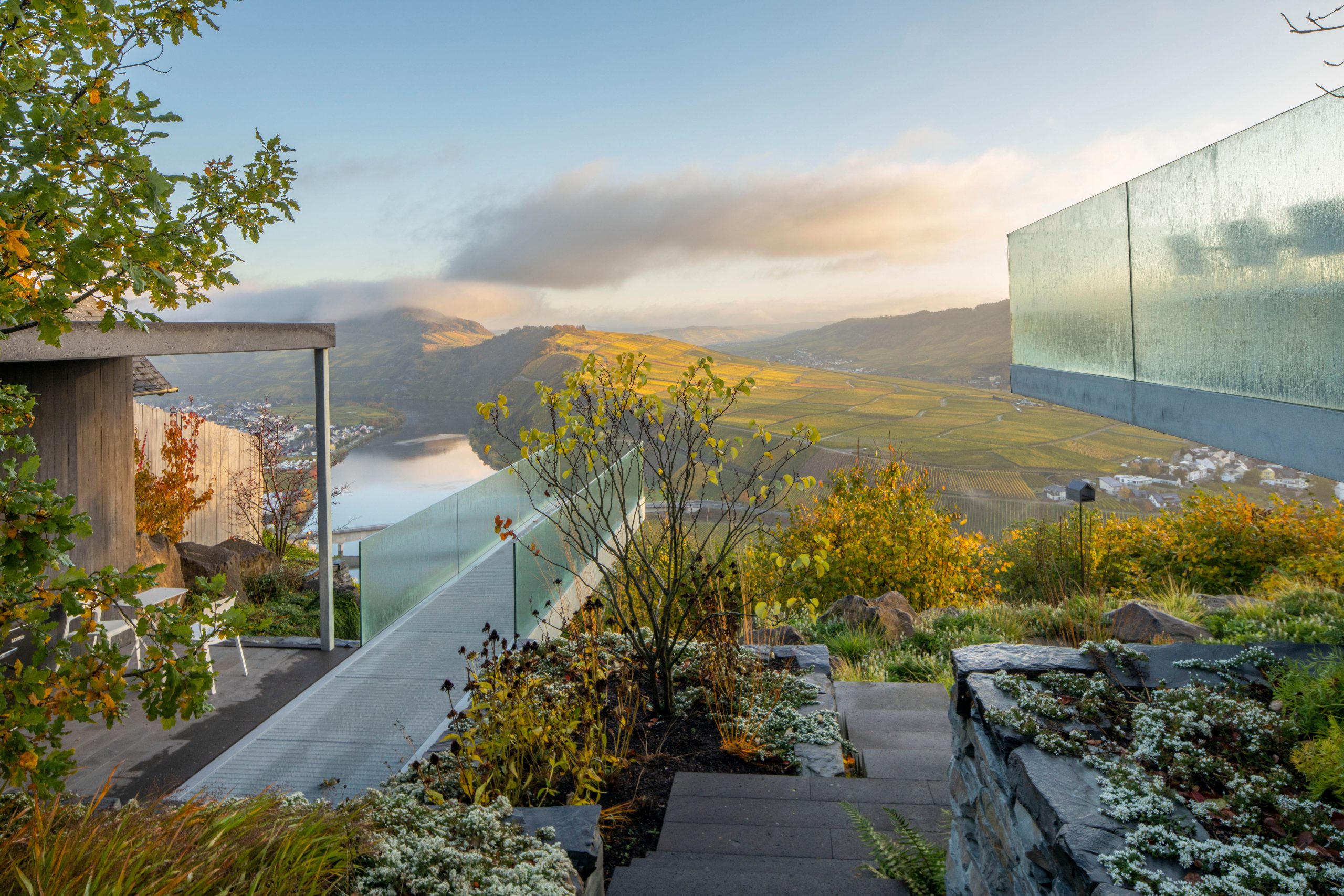 SGD Best International Residential Landscapes & Garden award winner, designed by Peter Berg